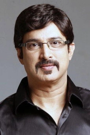 சுரேஷ்