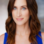 Carrie Lauren