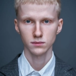 Денис Хохрин