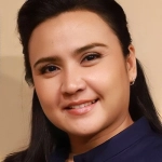 ธนพร แวกประยูร