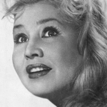 Екатерина Савинова