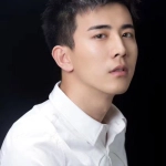 李川