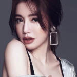 Elly Trần