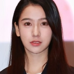 黄婷