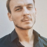 Александр Медведев