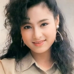 何美婷