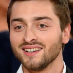 Simon Larvaron